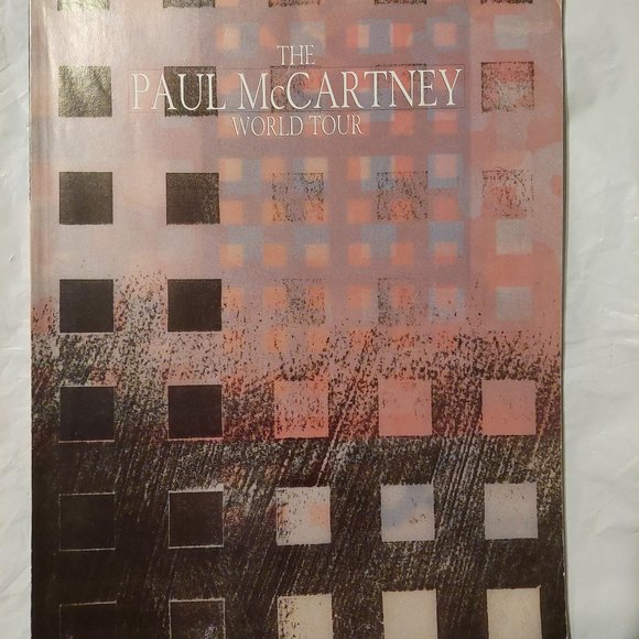 Paul Mccartney world tour book - Picture 1 of 4